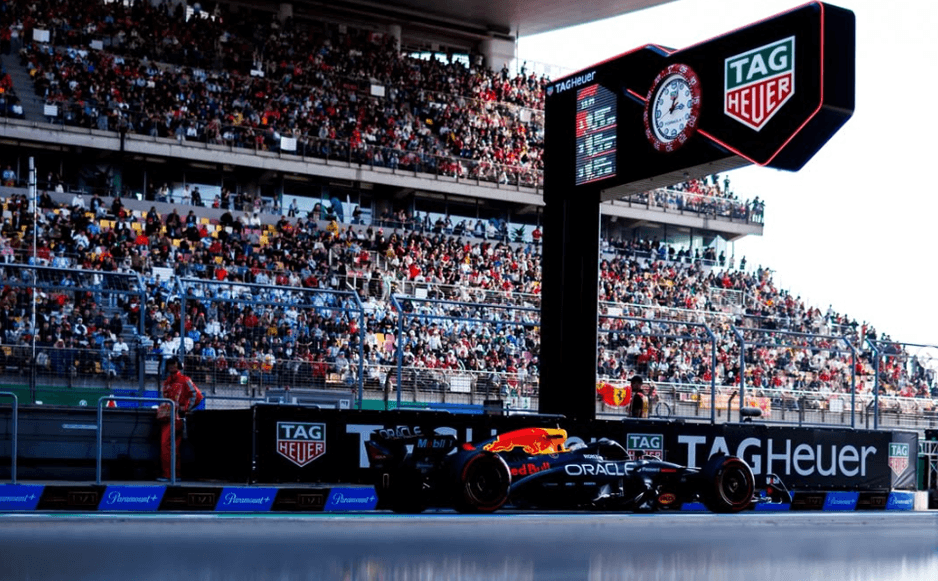 Une monoplace Red Bull sur le tracé de Shangaï lors du GP de Chine